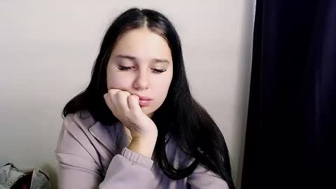 Olivia online show from 5, 11, 2025