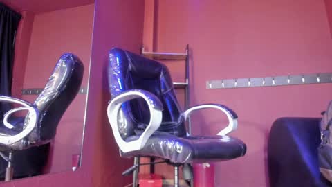   online show from 22, 12, 2024