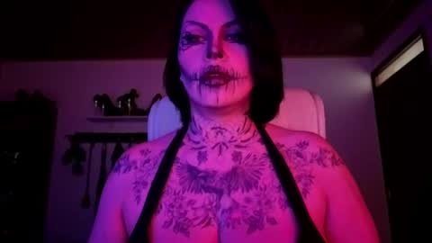   online show from 2, 10, 2025