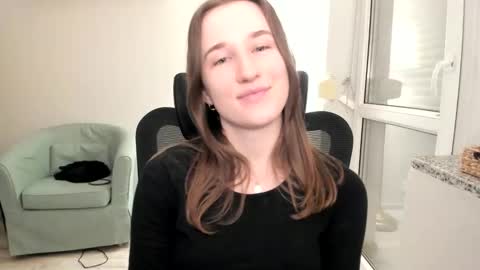 Snapshot of oliviaaa2003 chatting on 3, 12, 2024 Oliwiaa2004 online show from 3, 12, 2024