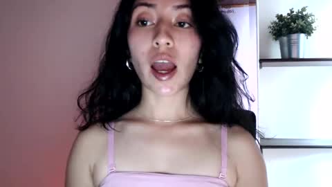 oliviaaa__ online show from 18, 9, 2025