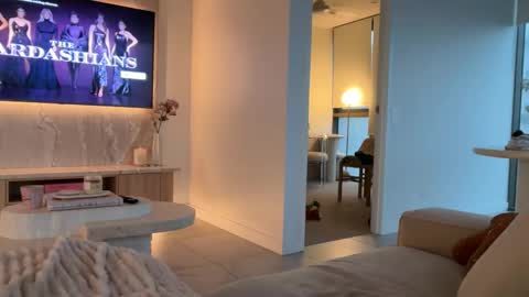 Olivia Brookes online show from 9, 11, 2025