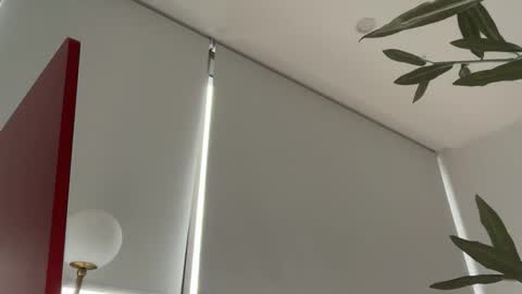 Olivia Brookes online show from 25, 11, 2025