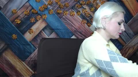 Snapshot of oliviahorst chatting on 3, 12, 2025 OliviaHorst online show from 3, 12, 2025