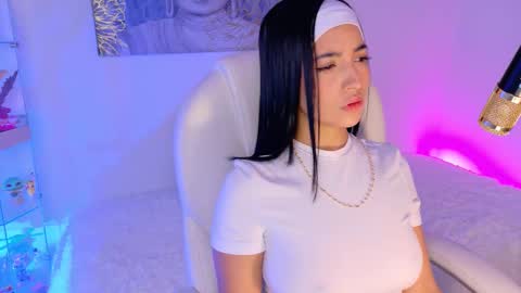 Olivia Mcneill  online show from 12, 2, 2026