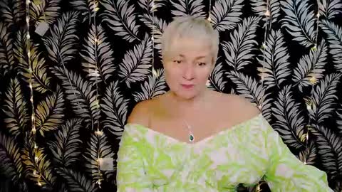 Kelly online show from 28, 12, 2024