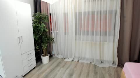 Snapshot of oliviarimes chatting on 31, 1, 2025 Alina online show from 31, 1, 2025