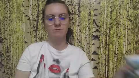 Snapshot of oliviasager chatting on 5, 10, 2025 Mistress Olivia online show from 5, 10, 2025