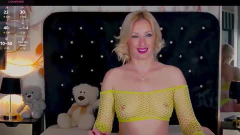 Olivia online show from 21, 10, 2025