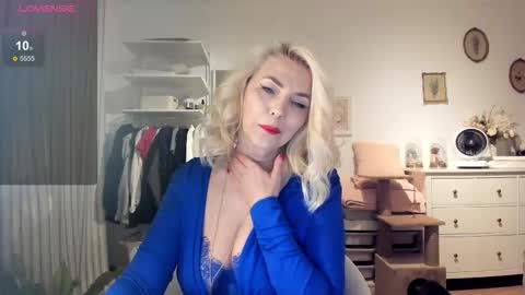 Snapshot of ollalla7 chatting on 4, 11, 2025 ollalla7 online show from 4, 11, 2025