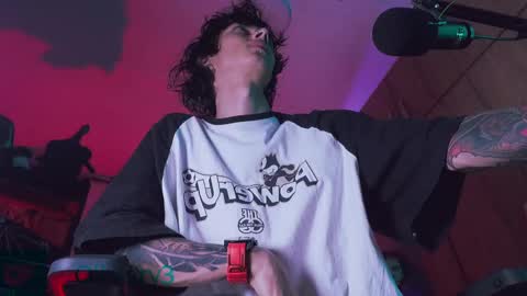     online show from 14, 9, 2025