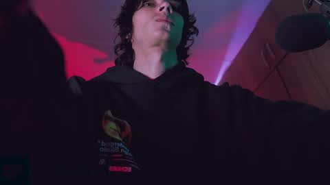     online show from 11, 10, 2025