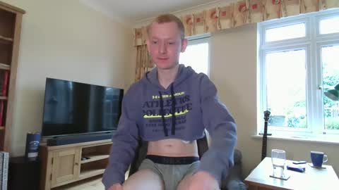 Snapshot of ollysparks chatting on 4, 1, 2025 Olly online show from 4, 1, 2025