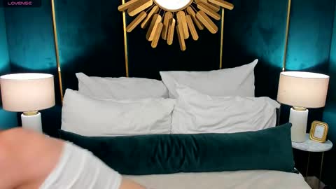 Amely online show from 11, 10, 2025