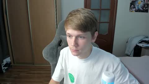 Oliver and Mira online show from 17, 11, 2025