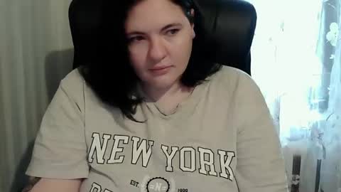 Snapshot of olyaandnetty chatting on 13, 10, 2025 OlyaAndNetty online show from 13, 10, 2025