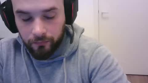 omgwhereim online show from 16, 12, 2025