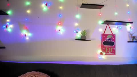 Violette online show from 10, 12, 2024