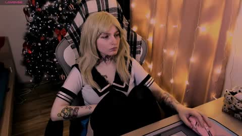 Snapshot of on_yxxx chatting on 8, 2, 2025 on_yxxx online show from 8, 2, 2025