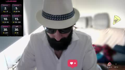 Snapshot of ona_nisme chatting on 21, 11, 2025 ona nisme online show from 21, 11, 2025