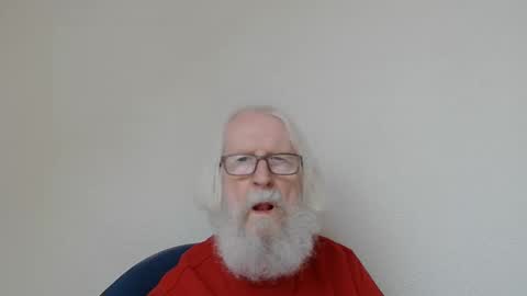 Snapshot of onanister chatting on 3, 11, 2025 Somewhere over the rainbow online show from 3, 11, 2025