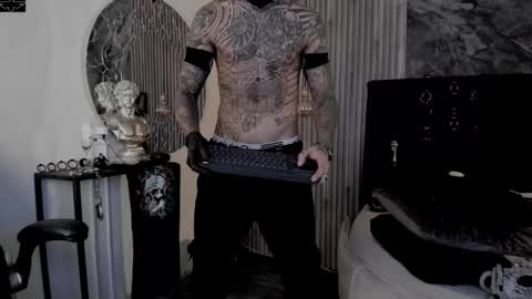     ... online show from 6, 11, 2025