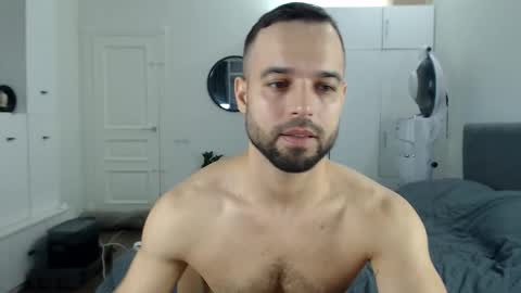 onebestlover online show from 20, 12, 2025