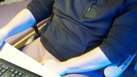 OneManMafia online show from 1, 2, 2026