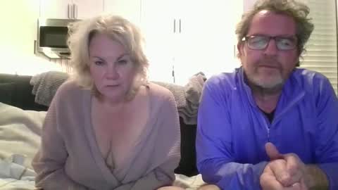 couple mature milf bigboobs curvy mommydaddy online show from 15, 2, 2025