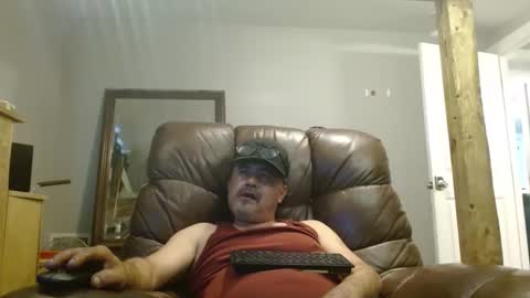 Snapshot of onewayallday chatting on 4, 3, 2025 onewaykenny online show from 4, 3, 2025