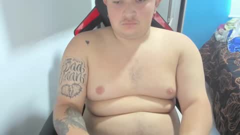 Snapshot of onewhiteboichub chatting on 17, 2, 2025 Andres INDEPENDENT MODEL online show from 17, 2, 2025