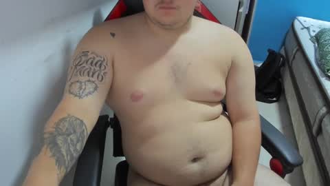 Snapshot of onewhiteboichub chatting on 3, 10, 2025 Andres INDEPENDENT MODEL online show from 3, 10, 2025