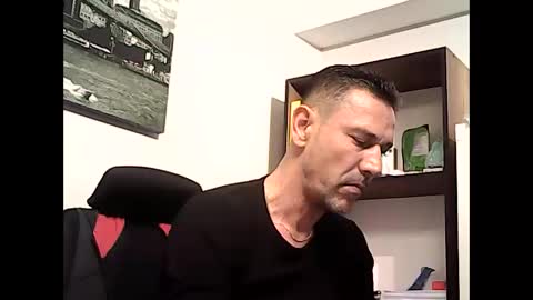 onlyprivate m35 online show from 19, 3, 2026