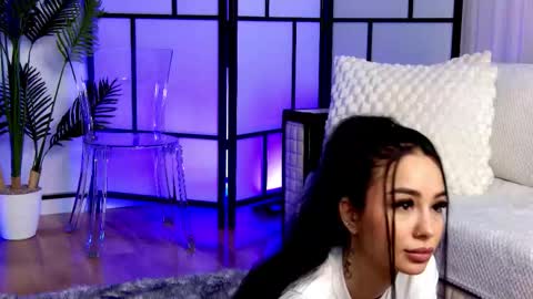 Snapshot of onlyxandra7 chatting on 20, 11, 2025 Xandra online show from 20, 11, 2025