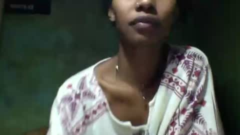 Snapshot of oolyette chatting on 14, 11, 2025 oolyette online show from 14, 11, 2025