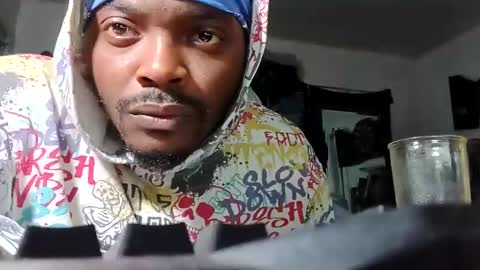 opaque772800 online show from 22, 10, 2025