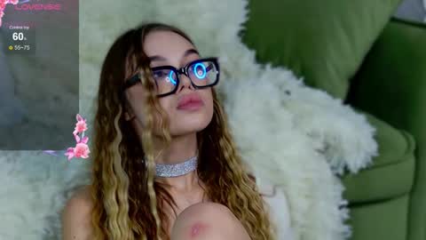 Snapshot of opheliarizz chatting on 1, 3, 2026 Ophelia online show from 1, 3, 2026