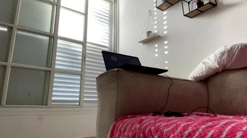 Snapshot of or690 chatting on 8, 12, 2024 or online show from 8, 12, 2024