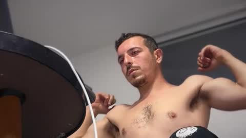 Snapshot of or690 chatting on 19, 10, 2025 or online show from 19, 10, 2025