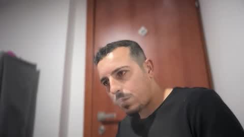 Snapshot of or690 chatting on 30, 10, 2025 or online show from 30, 10, 2025