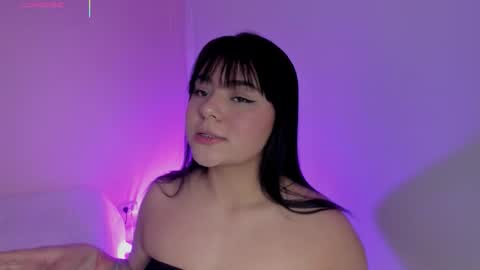 Miss Guzman  online show from 13, 2, 2026