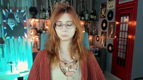 Orianna -  Hi Im into geek culture cosplay crafting LARP games. Shall we play DnD online show from 29, 12, 2024