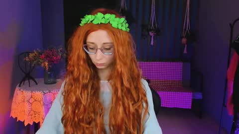 Orianna -  Hi Im into geek culture cosplay crafting LARP games. Shall we play DnD online show from 1, 2, 2025