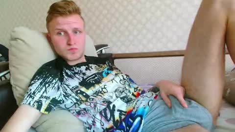 Snapshot of oscar_wildy chatting on 18, 10, 2025 Oscar online show from 18, 10, 2025