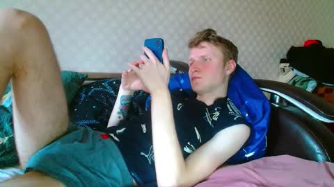 Snapshot of oscar_wildy chatting on 5, 12, 2025 Oscar online show from 5, 12, 2025