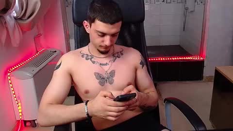 OscarGriffin online show from 20, 2, 2025