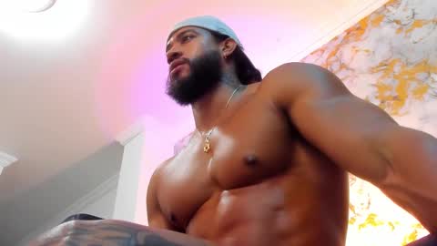 Snapshot of osher_cox chatting on 5, 2, 2025 osher_cox online show from 5, 2, 2025