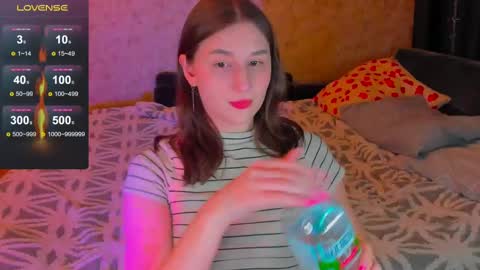 Snapshot of oskar_fucker chatting on 2, 3, 2025 Leliana online show from 2, 3, 2025