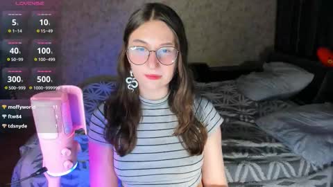 Snapshot of oskar_fucker chatting on 21, 9, 2025 Leliana online show from 21, 9, 2025