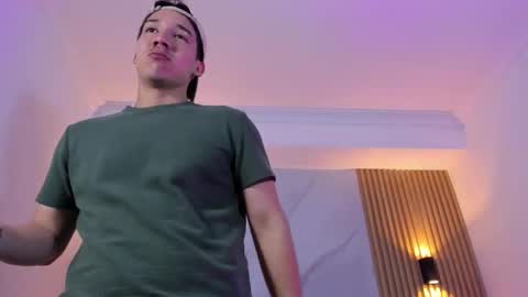 Snapshot of otto_andrew chatting on 12, 3, 2026 Otto Andrew online show from 12, 3, 2026